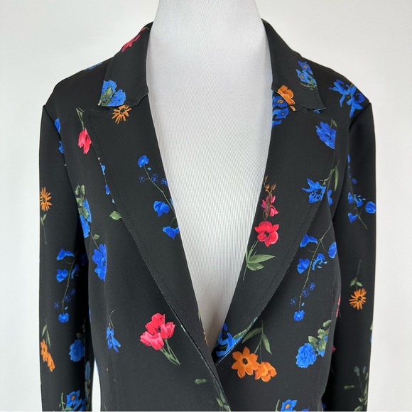 T Tahari Black Floral Snap Front Blazer Size 8 - Picture 2 of 8